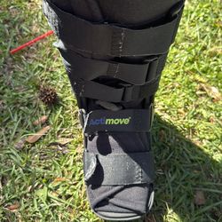 Kids leg brace
