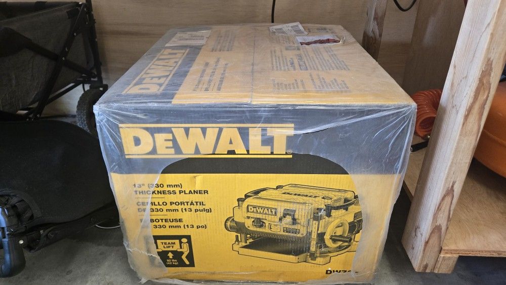 DeWalt DW735 New In Box