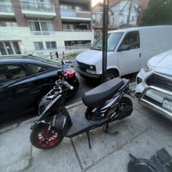 Fly-8 Electric Scooter