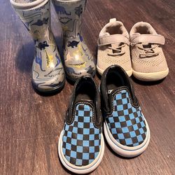 Toddler Shoe Bundle - Size 4c