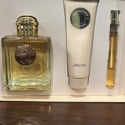 Burberry Goddess Perfume Set