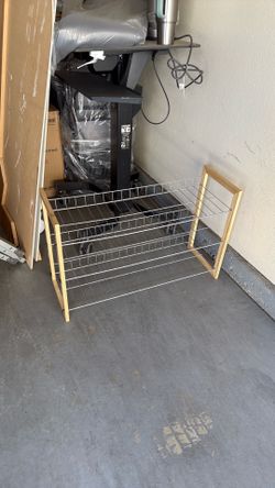 Shoe rack
