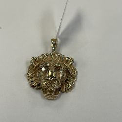 14KYG Lion Pendant 