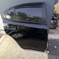 2015-2021 Subaru WRX STi OEM RH passenger Rear Door Shell  Assembly Black  Rigth