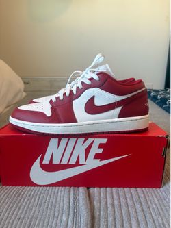 Jordan 1 Low’s “University Red” 10M