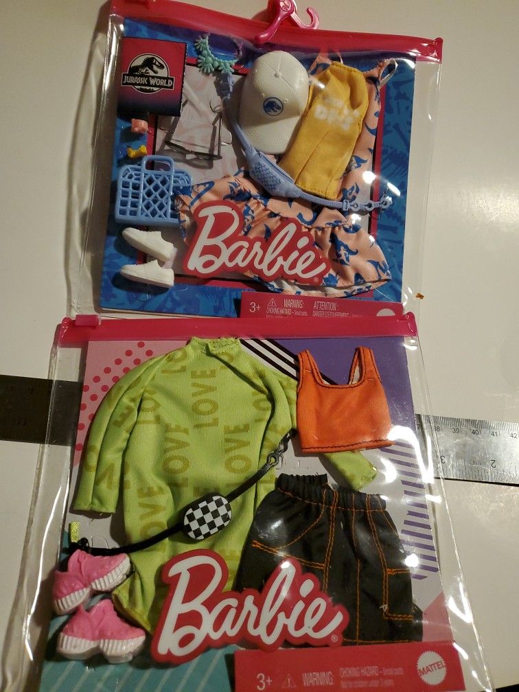 Barbie Small Clothes, Fanny Pack, Shoes, One Jurassic World Edition!