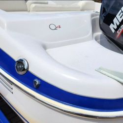 2008 Q4 TAHOE BOAT W/ 2 Motors 