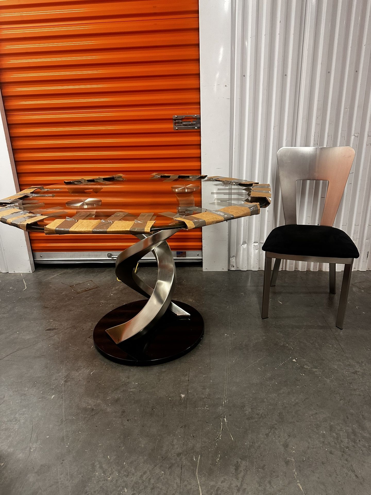 Glass Dining Room Table (4 chairs)