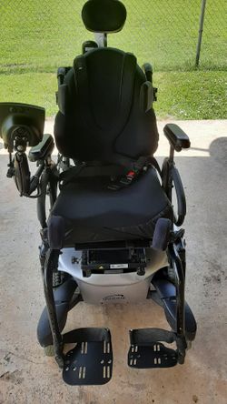 Electric Wheelchair