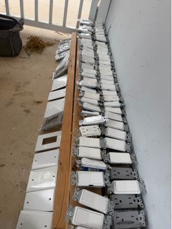 125 Electrical Switches, Outlets & Wall Plates