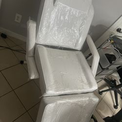 Lash Chair And Supplies 