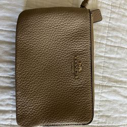 Coach Double corner zip wallet