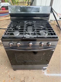 Black stainless steel Samsung 5 burner range conventional oven
