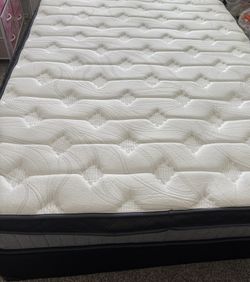9 pieces Bedroom Set Comfortable, and Budget-Friendly!” Queen size mattress. Get quilt and pillows case FREE. This Is Perfect For Your Princess!! .