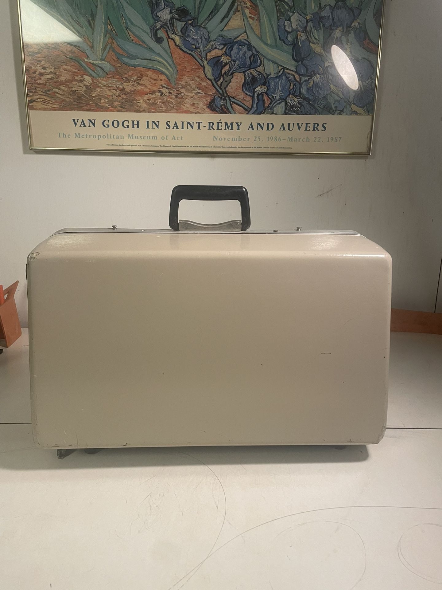 Perfectly Working Singer Graflex 16 Movie Projector With A Free Nonworking Vintage Bell&Howell Filmosound 285 16mm Film Projector