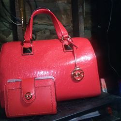 MICHAEL KORS PURSE (WALLET NOT INCLUDED)
