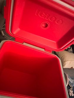 Ice chest