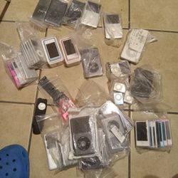 Ipods Ipods N Mo  Ipods Price Is Set / Firm No Lower  Still 4sale If Ad Is Up pl Read Description