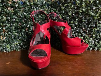 Carlos Santana Red Shoes