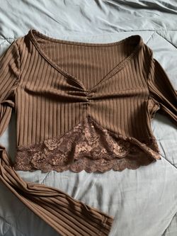 Brown Scrunched V Neck Long Sleeved Crop Top