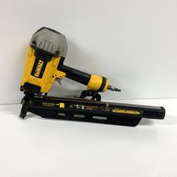 Dewalt D51850 3 1/2" Air framing nailer Working