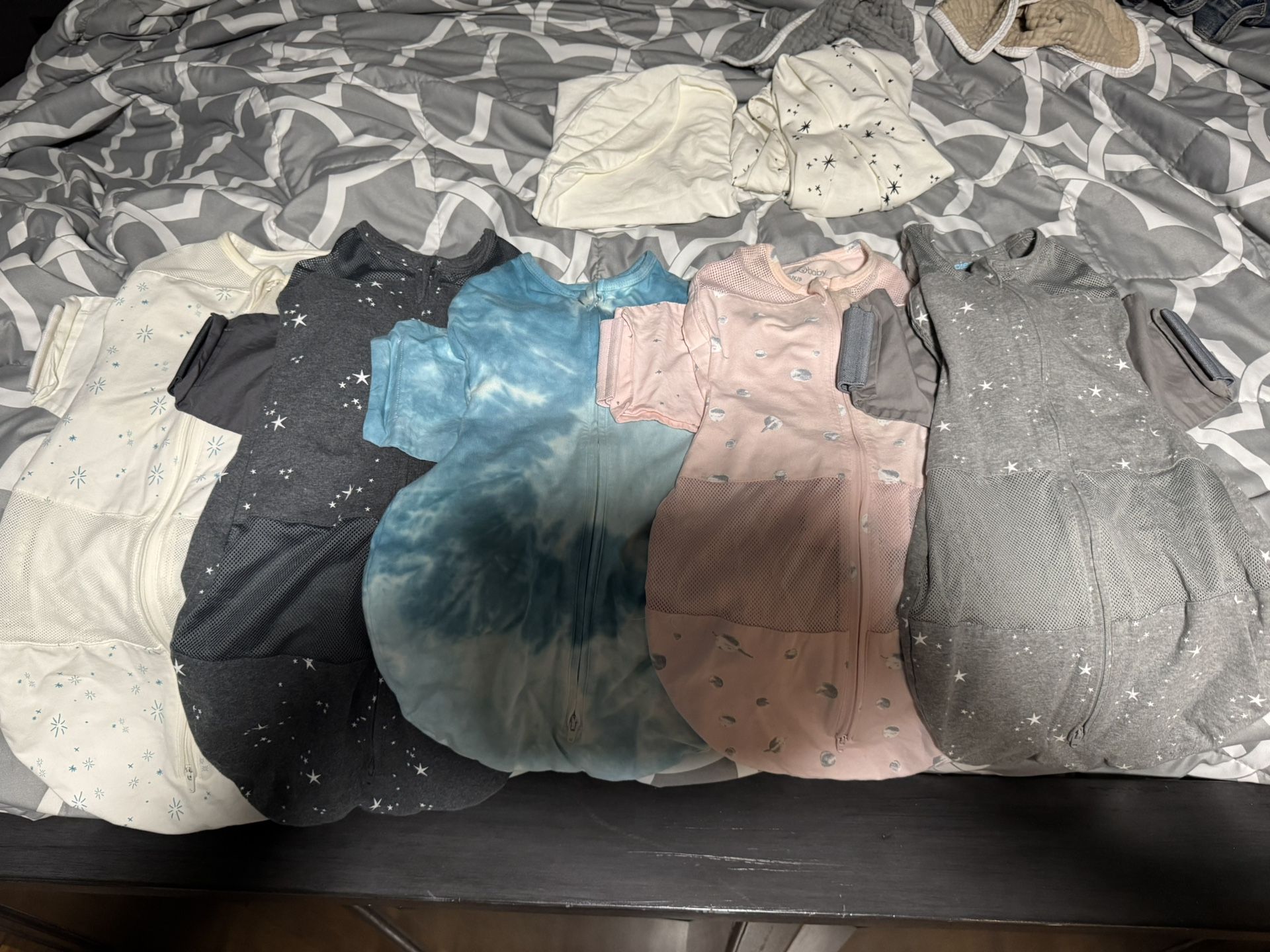 SNOO Bassinet And Accessories (SNOO Sacks And Sheets)