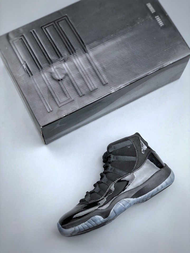 Air Jordan 11 “Cap and Gown”