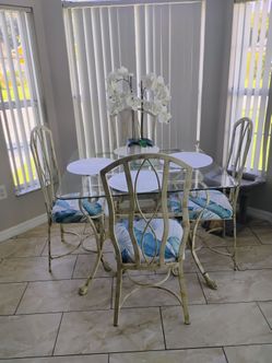 Dining room set