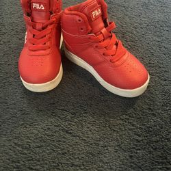 Toddler High Top Fila Sneakers Sz 8