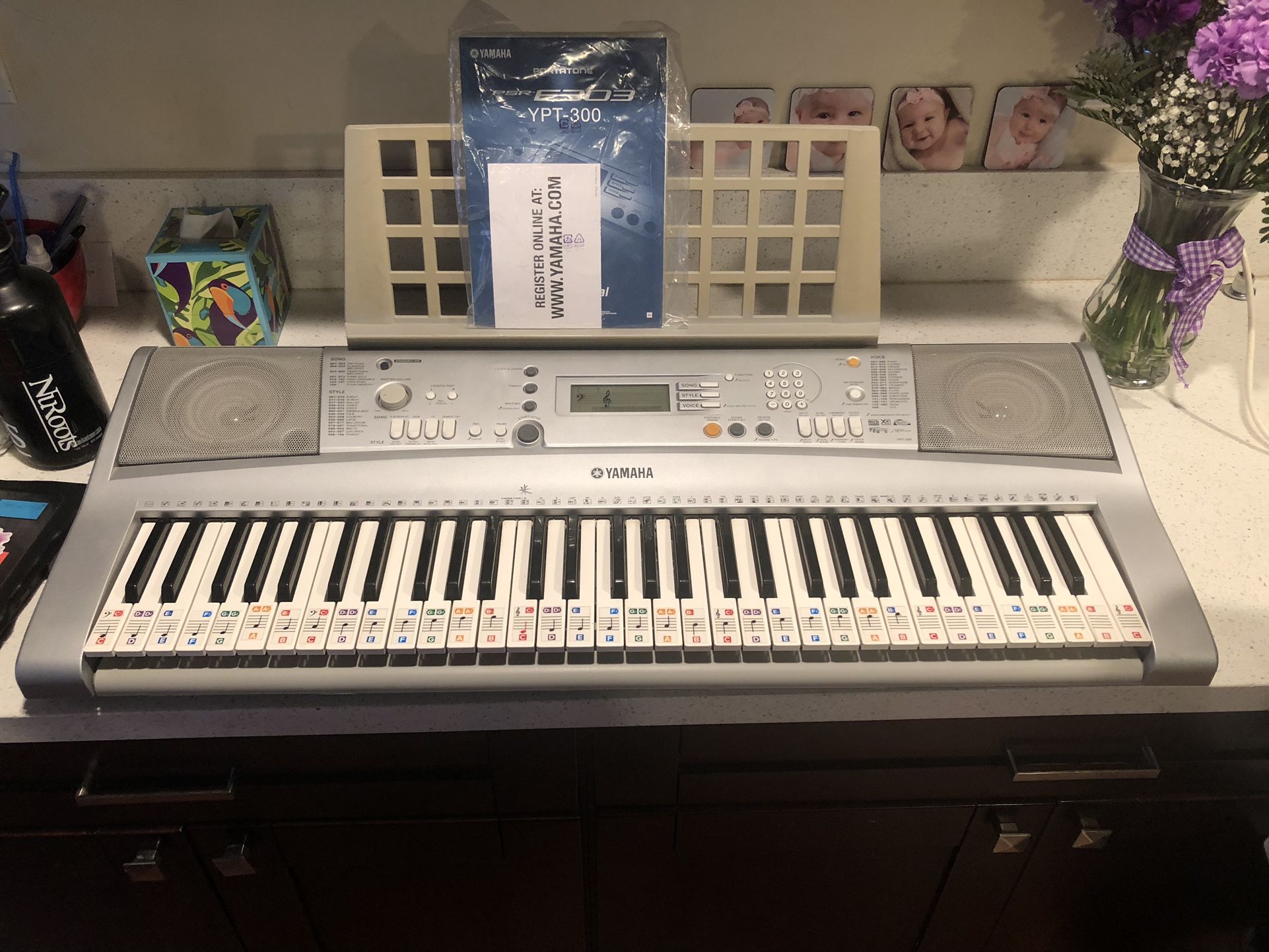 Yamaha YPT-300 Keyboard