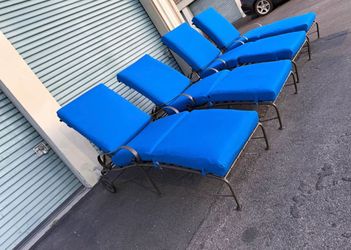 O.W. Lee,Patio, Outdoor, 4 Lounges, Wrought Iron, Reclining,With Sunbrella cushions.Classic