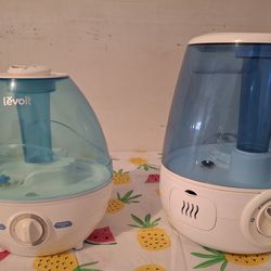 Vicks And Levoit Humidifiers