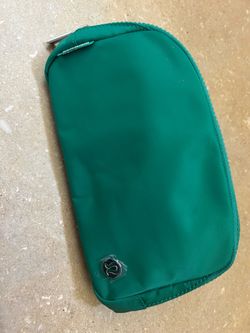 lululemon belt bag