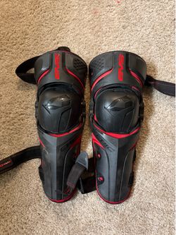 EVS knee pads