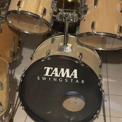 Vintage TAMA.  Wood Drum Set.    Solid  