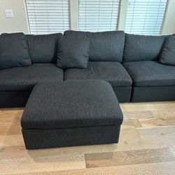 Classic modular sofa