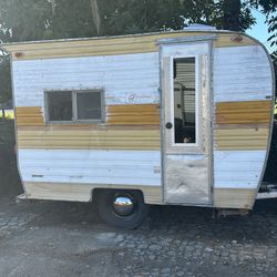 1977 Cardinal  Vintage Trailer 