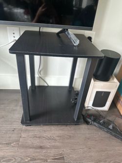 2 Side tables
