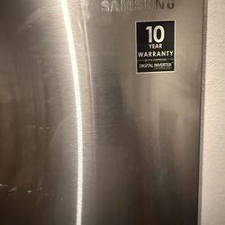 Samsung stainless Steel refrigerator 