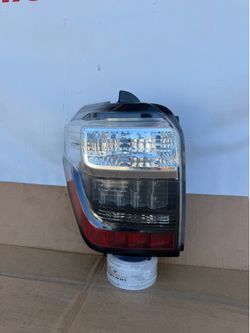 TOYOTA 4Runner 4 runner -2014 2015 -2016 2017 2018 2019 2020 2021 2022 2023 2024 Tail light tail lamp taillight left driver side original used OEM LH