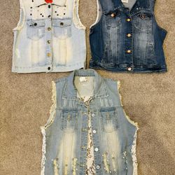 3 Womens Jean Vest Size M