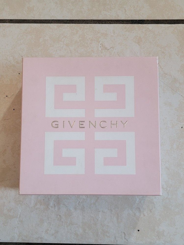 Live Irresistible Blossom Crush By Givenchy