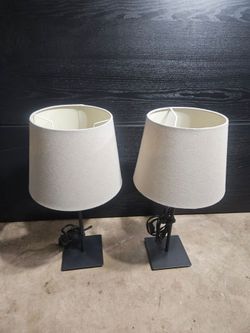 2- Table Lamp, Good Conditions 👍