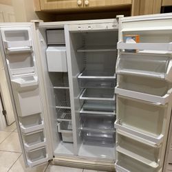 $50 – Side-by-Side Refrigerator (Working) – Pickup Only