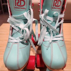 Girls' Roller Skates 