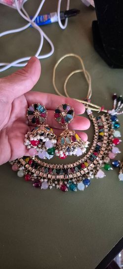 Bollywood kundan set