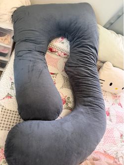 Pregnancy Pillow