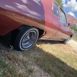 1976 Caddilac Coupe Deville 