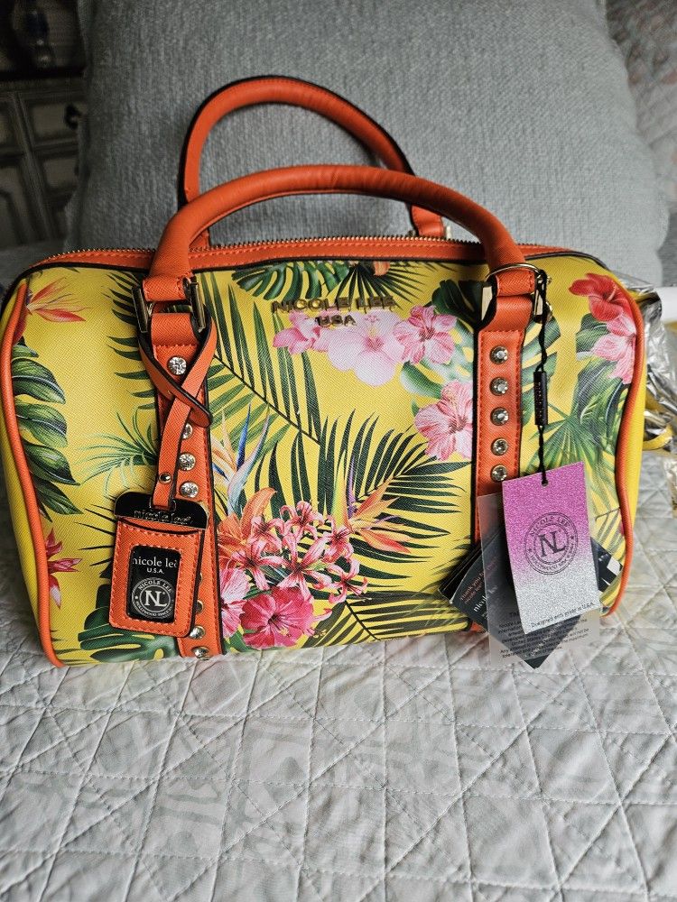 NICOLE LEE HANDBAG 
