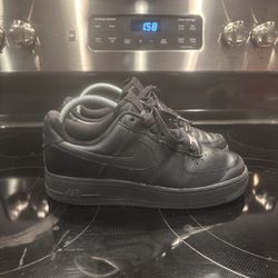 Nike Air Force 1 Low 
